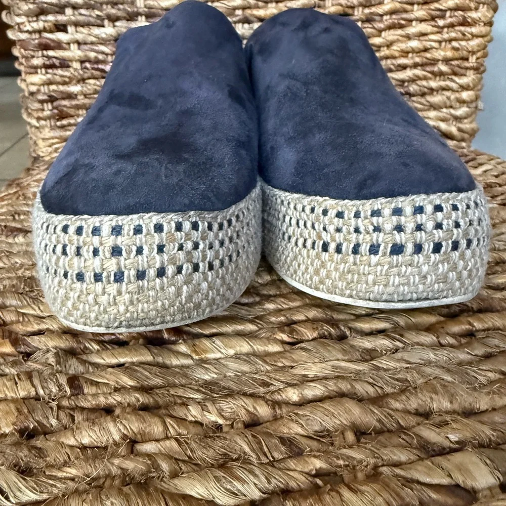 Women’s Vionic Wilden Black Suede Slip-On Platform Espadrille Loafers